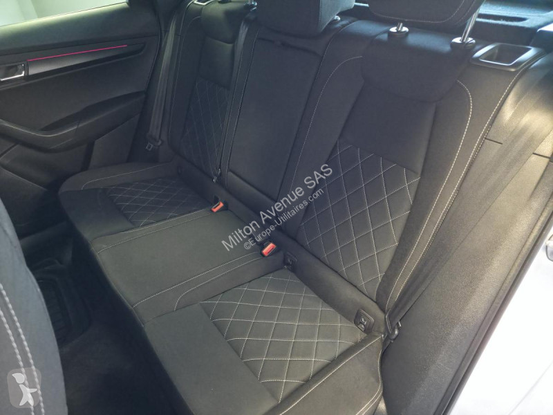 Samochód dostawczy Skoda KAROQ 2.0 TDI SCR -...