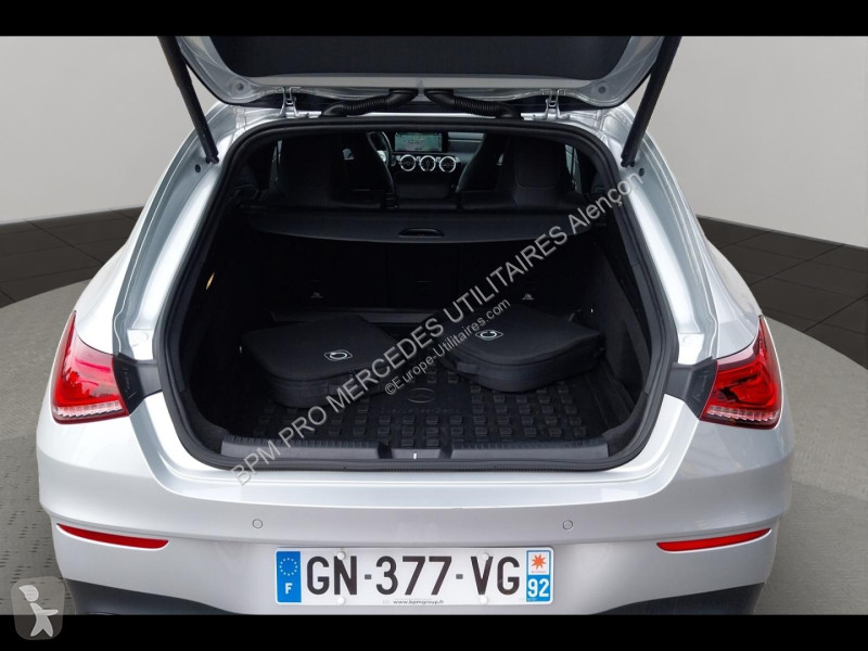 Samochód dostawczy Mercedes CLA Shooting Brake...
