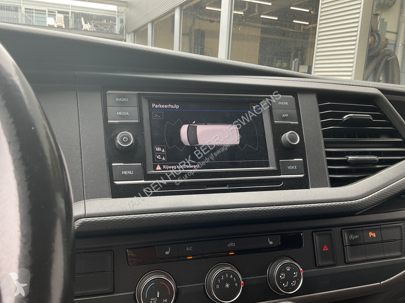 Furgoneta Volkswagen T6.1 2.0 TDI 150 pk Aut....