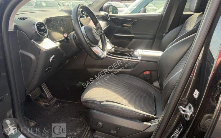 عربة نفعية Mercedes