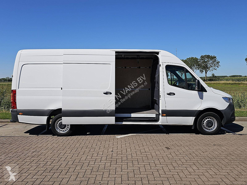 Лекотоварен автомобил Mercedes 316 L3H2 Maxi...