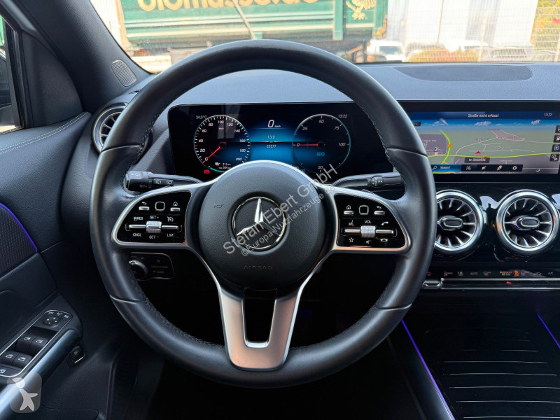 Mercedes EQA 300 4M...