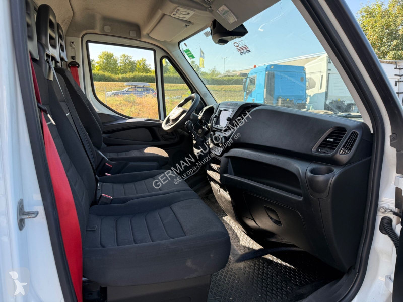 Furgoneta Iveco 35C16 3,0L Koffer LBW 750kg...