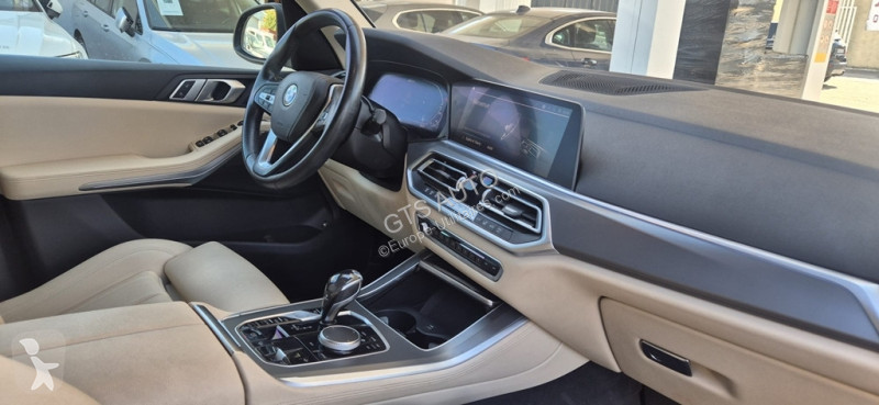 Véhicule utilitaire BMW X5 (G05) XDRIVE45E...