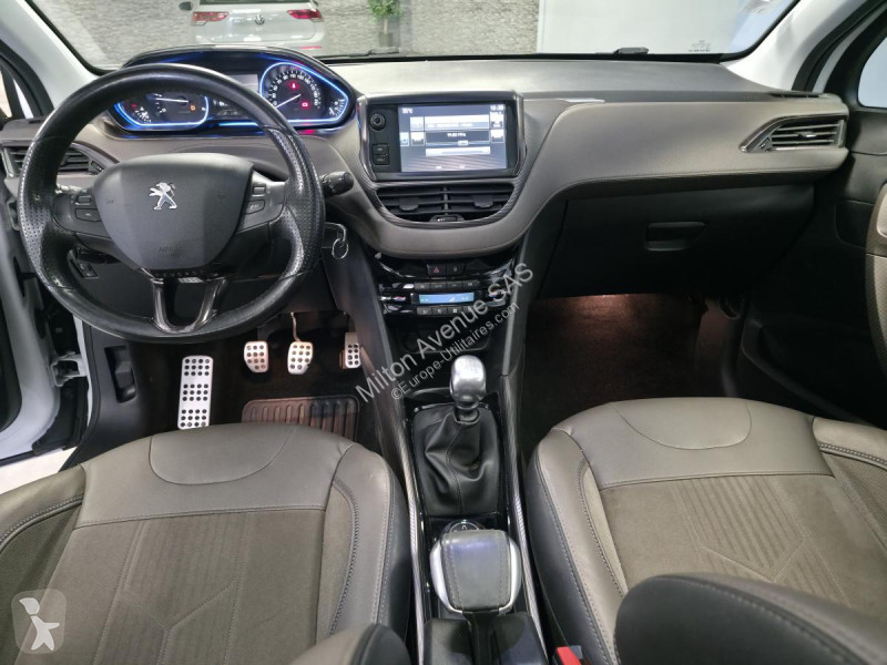 Véhicule utilitaire Peugeot 2008 1.6 e-HDi FAP...