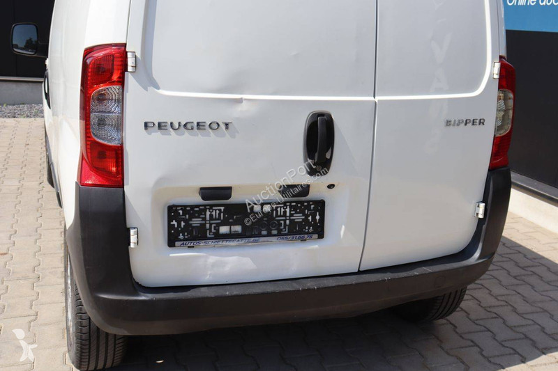 Véhicule utilitaire Peugeot