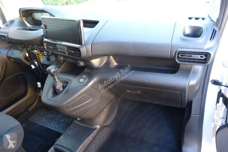 Véhicule utilitaire Peugeot PARTNER 1,5 HDI 100