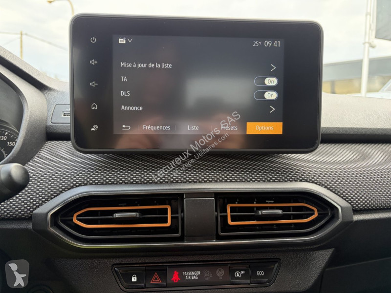 عربة نفعية Dacia (3) Stepway Confort TCe 90