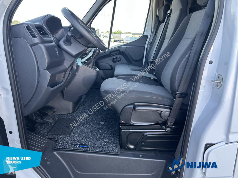 Furgoneta Renault T33 135 L2H2 Navigatie +...