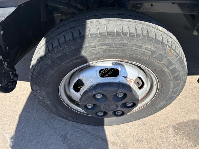 Furgoneta Iveco  35C16 3.0 CAJA BASCULANTE