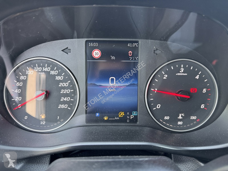 Véhicule utilitaire Mercedes