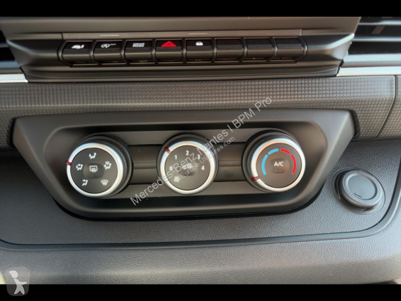 Furgoneta Renault Fg L1H1 2T8 2.0 Blue dCi...