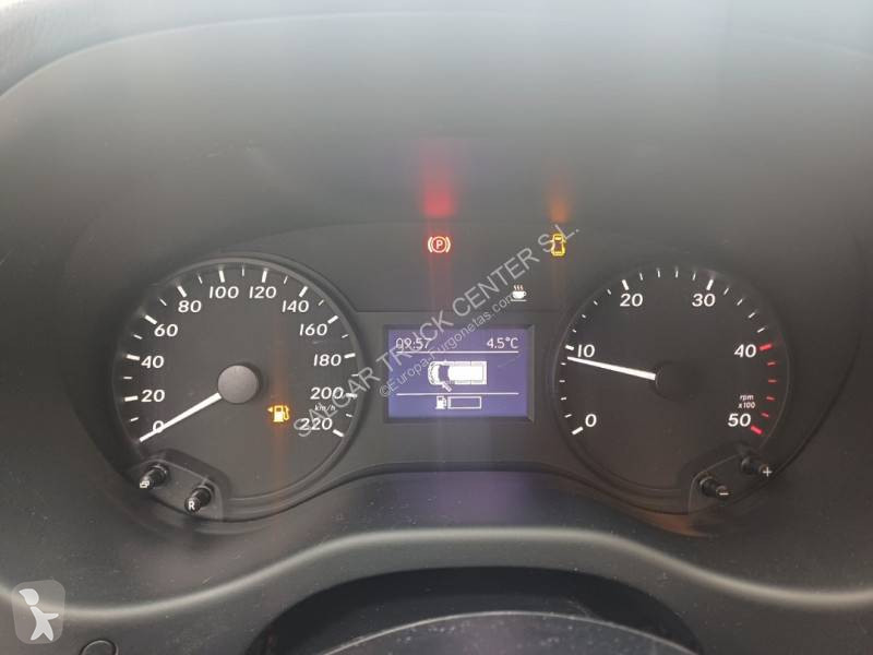 عربة نفعية Mercedes