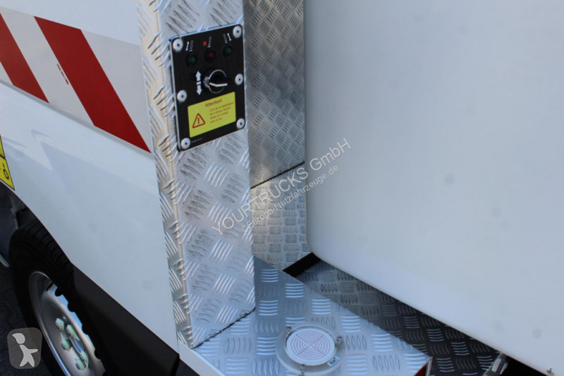 Samochód dostawczy Renault Versalift VDTL 14m -...