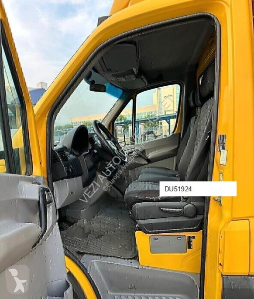 عربة نفعية Mercedes