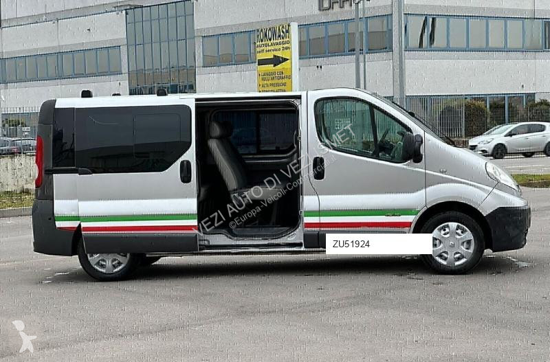 Furgoneta Nissan