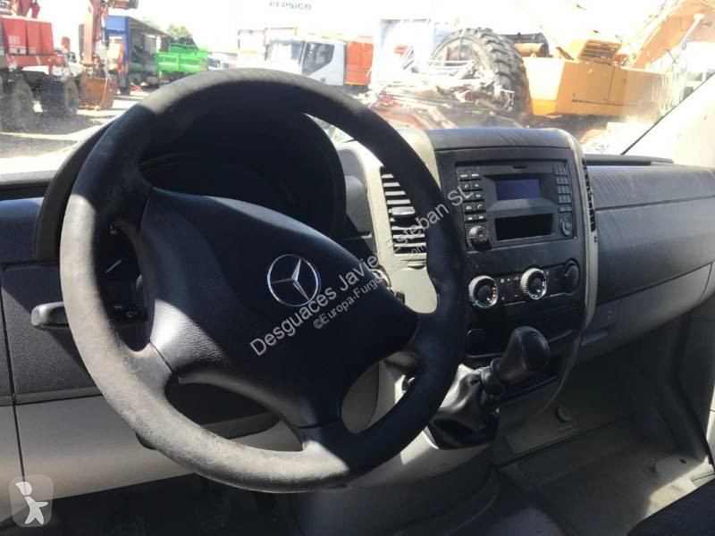 Furgoneta Mercedes