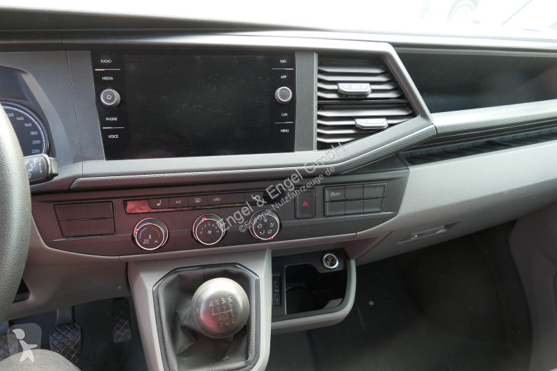 Volkswagen T6.1 Transporter 2.0 TDI 4Motion...