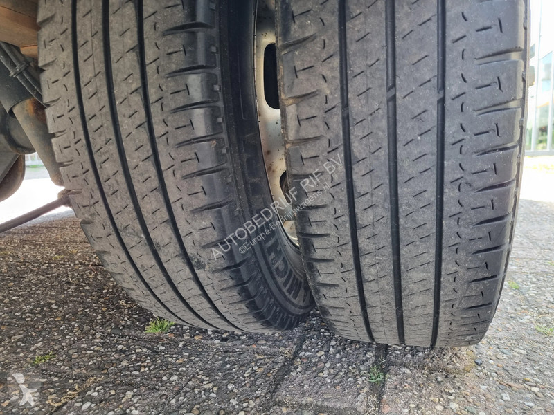 Furgoneta Iveco 35C18 3.0D 180PK L4H2 N1...