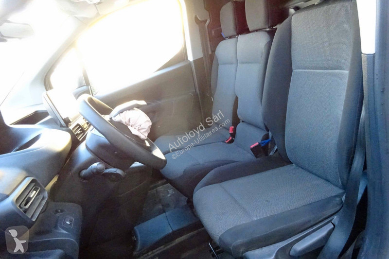Véhicule utilitaire Peugeot PARTNER 1,5 HDI 100