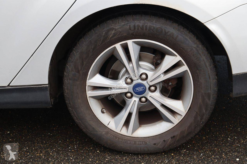 Véhicule utilitaire Ford