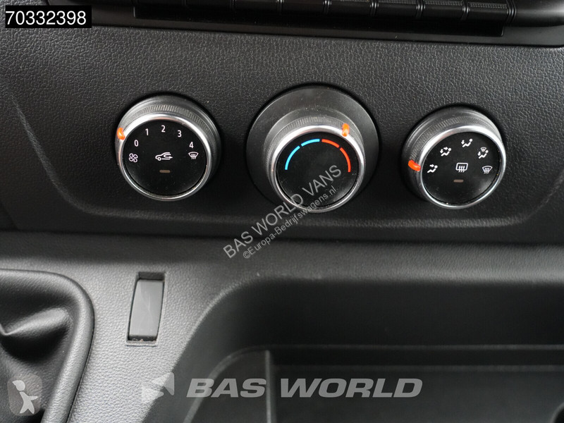 Bedrijfswagen Renault L2H2 Trekhaak APK 02/2027...