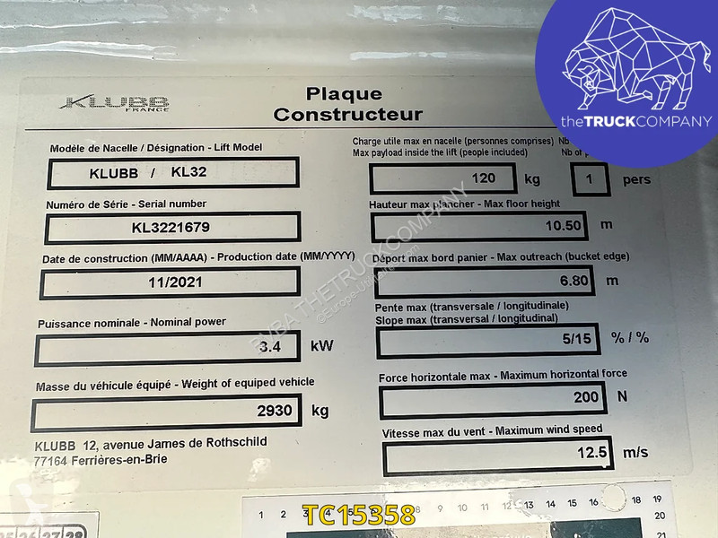 Véhicule utilitaire Renault 145.35 klubb