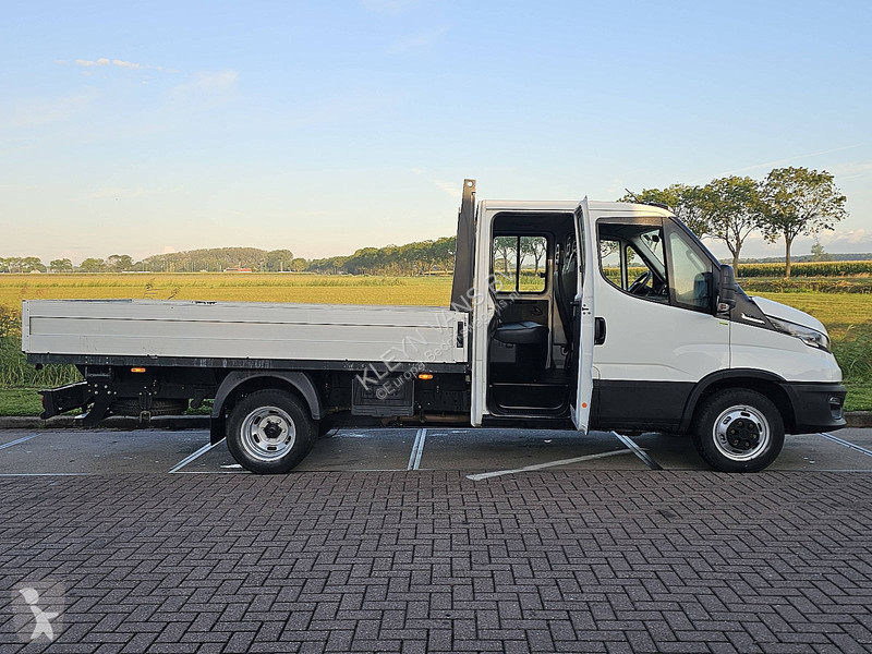 Véhicule utilitaire Iveco 35C14 Dub.Cab...