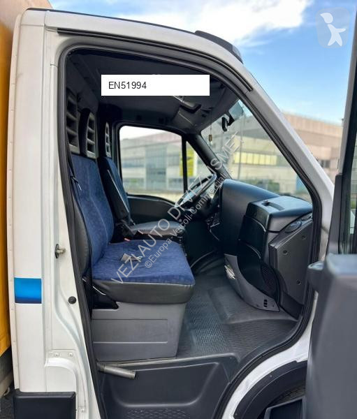 Véhicule utilitaire Iveco 35c17 cc 3.0