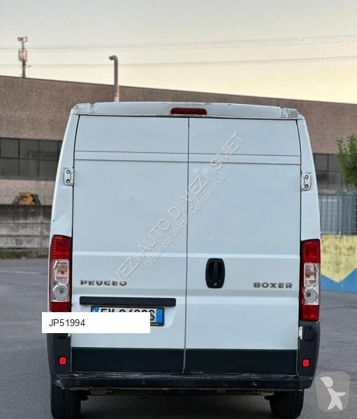 Véhicule utilitaire Peugeot