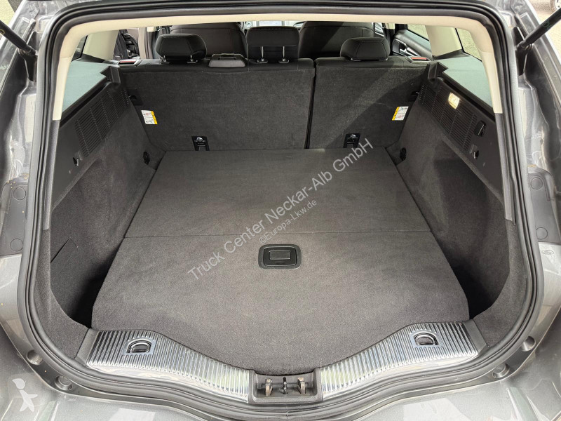 Véhicule utilitaire Ford Turnier Titanium 2.0...
