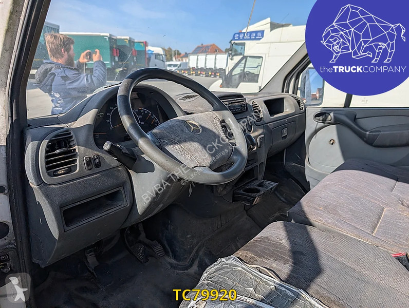 Véhicule utilitaire Mercedes  -