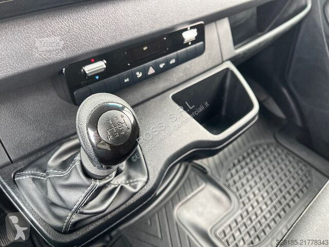 Véhicule utilitaire Mercedes SPRINTER - 311 CDI...
