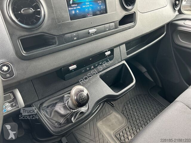 Véhicule utilitaire Mercedes SPRINTER TELAI...