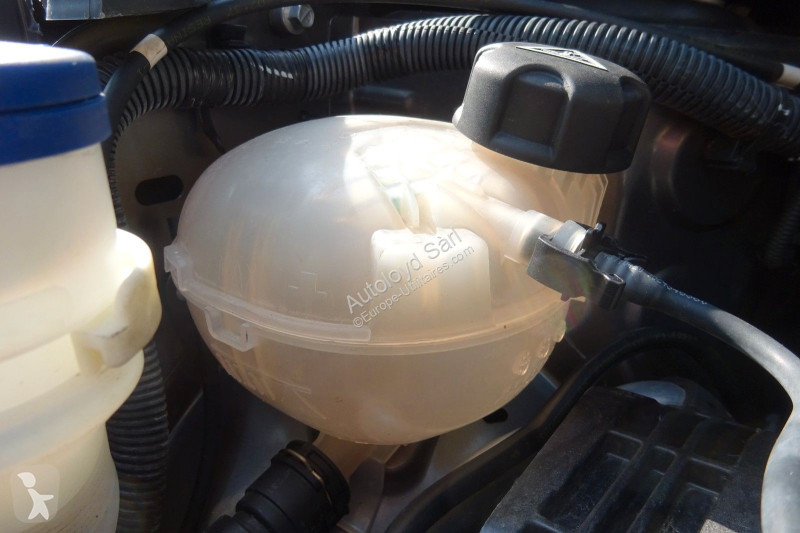 Véhicule utilitaire Peugeot 1,2 PURETECH 130 BVA