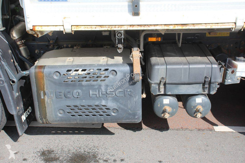 Véhicule utilitaire Iveco 80-210