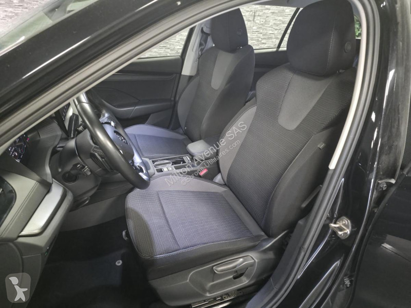 Véhicule utilitaire Skoda OCTAVIA Combi 2.0 TDI...