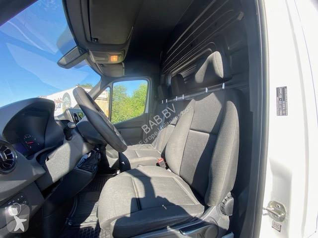 Véhicule utilitaire Mercedes