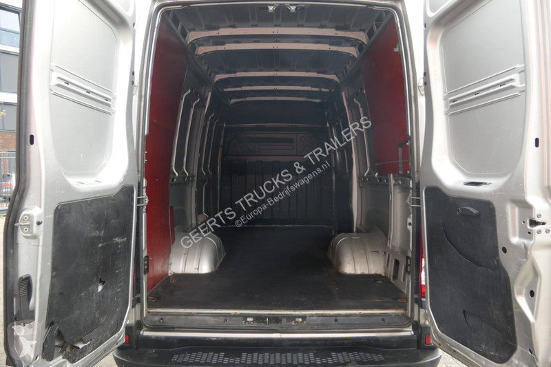 Bedrijfswagen Iveco 40C180 | L2H2 | Double...