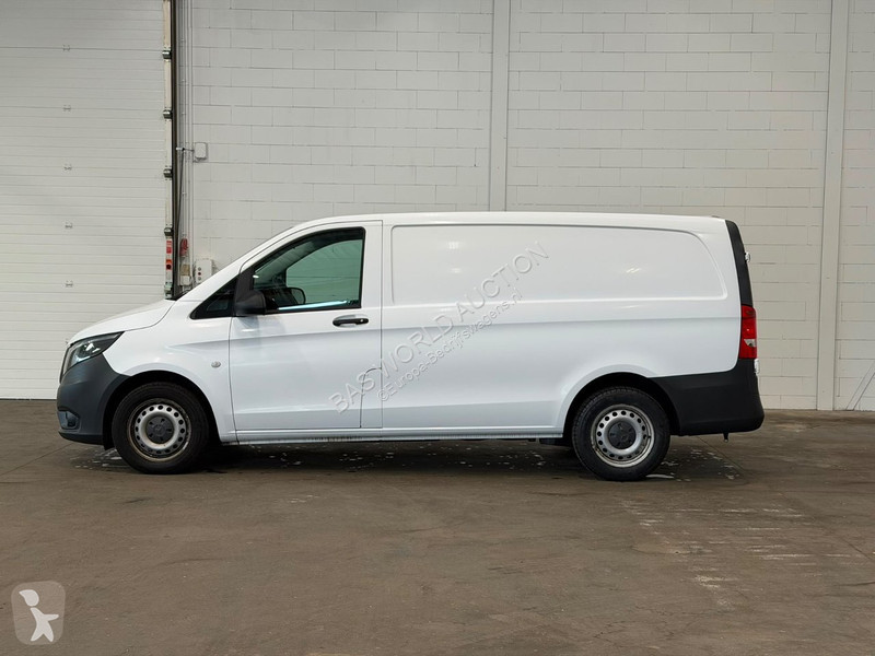 Véhicule utilitaire Mercedes Lang Vito