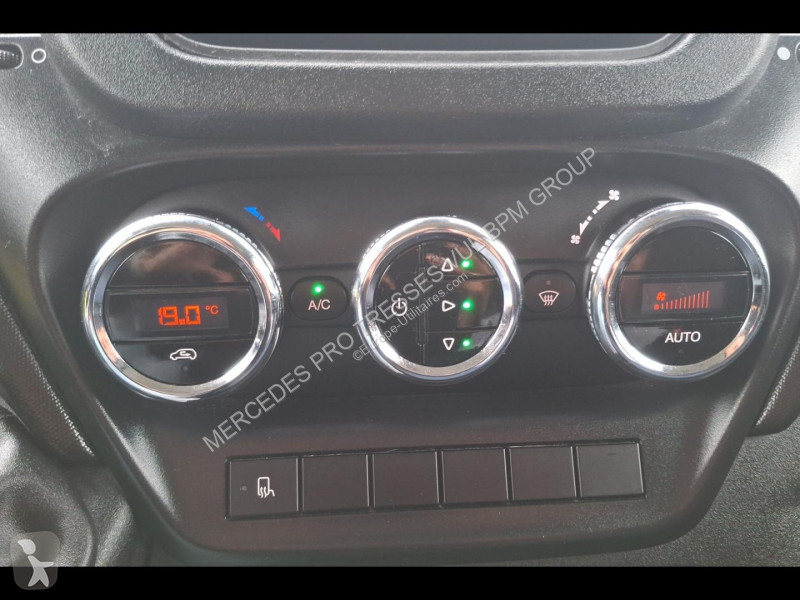 Véhicule utilitaire Iveco 35C Fg 35C14