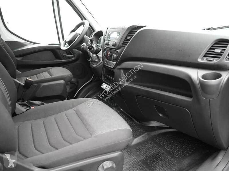 Bedrijfswagen Iveco 35S14