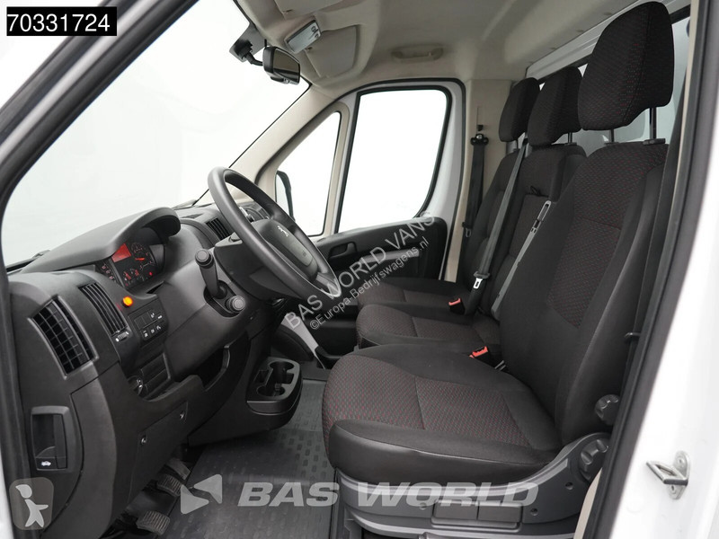 Véhicule utilitaire Peugeot Laadklep Bakwagen...