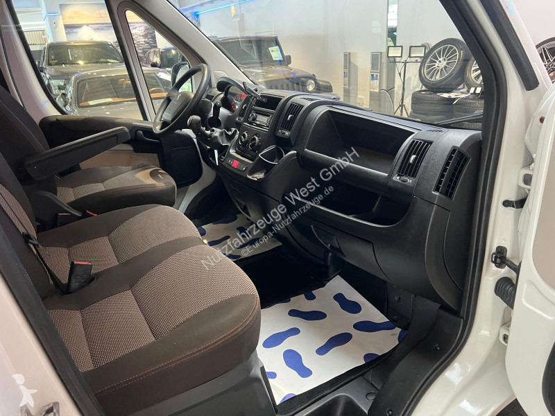 Bedrijfswagen Peugeot 2,2 HDI...