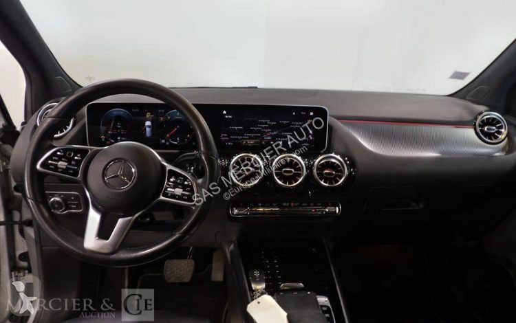 Véhicule utilitaire Mercedes