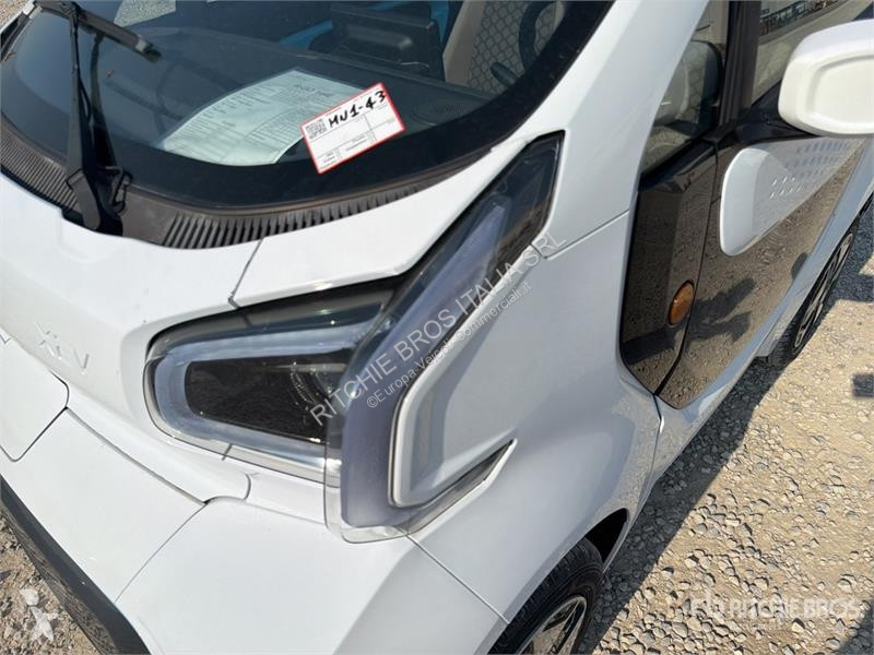 Коммерческий автомобиль  XEV Yoyo Electric...