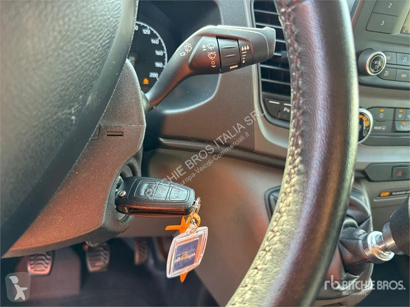 Лекотоварен автомобил Ford 2.0 TDCI 77