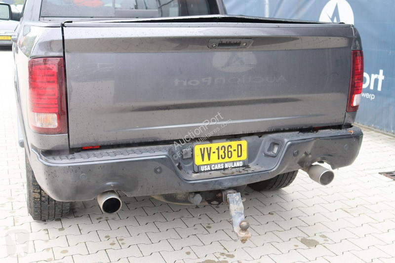 Véhicule utilitaire Dodge Ram1500