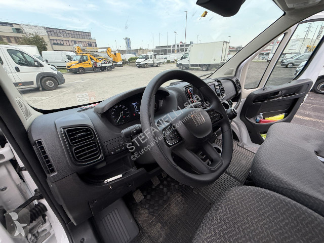 Furgoneta Fiat Ducato 33 L2H2 2.2 diesel 140cv