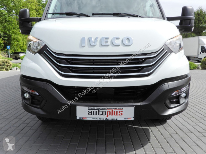 Лекотоварен автомобил Iveco 35C16 DAILY